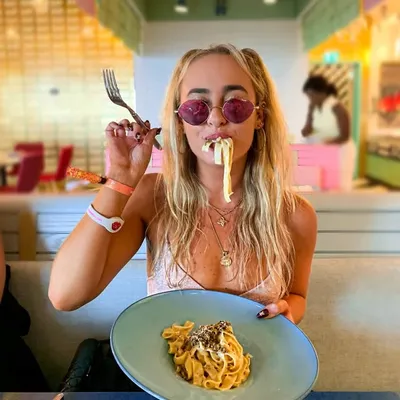 Alexa Luria profile
