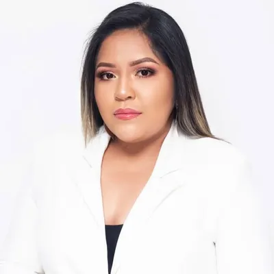 Gisella Olvera | Maquillaje Profesional Quito ๐ซ profile