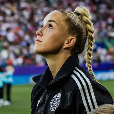 Giulia Gwinn profile