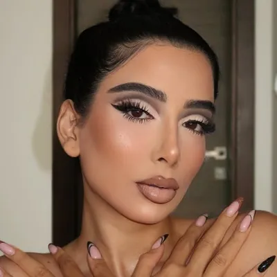 Shakiba | Hairstyle & Makeup Artist profile
