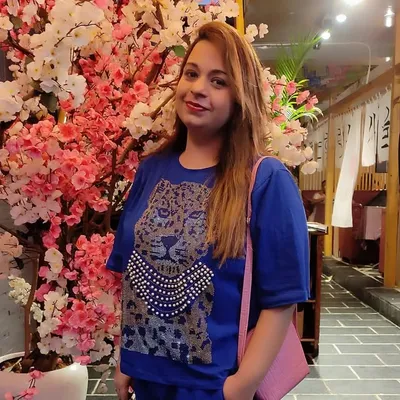 Aashima Sachdeva 🧿 profile