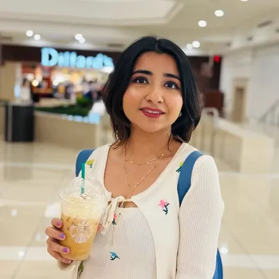 Sayani Roy profile