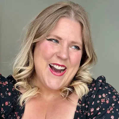 Anna OBrien profile