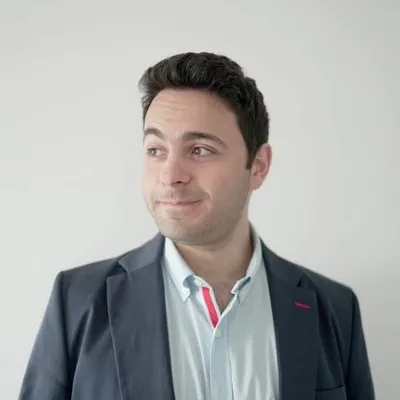 Amyad Raduan • Medicina profile