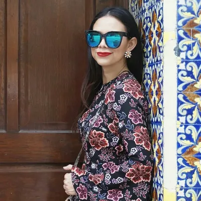 fashion blogger đź’‹Glory Mongeđź’‹ profile