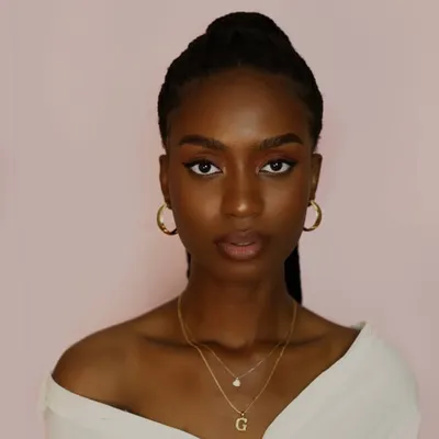 MODEL | 4C HAIR | BEAUTY profile