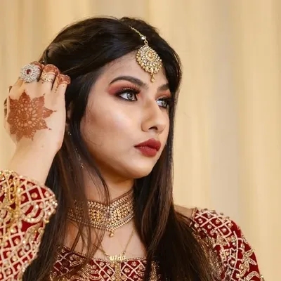 👑”ندا خان۰.💄🖤NIDAKHAN MUA🖤 profile