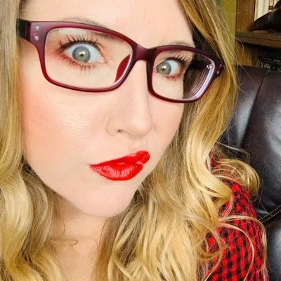 Courtney Heard profile