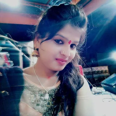 Pooja Golhani profile