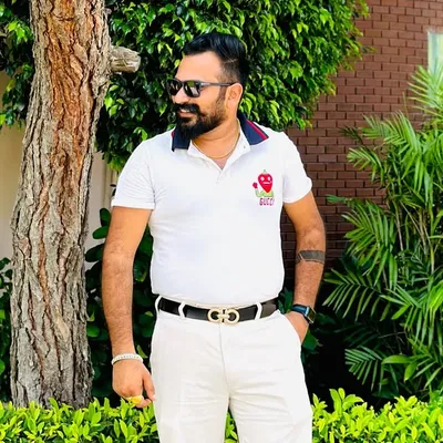 Gora Fatehgarhia profile