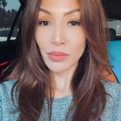 Jo profile