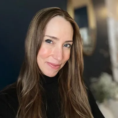 Suzanne Cohen profile