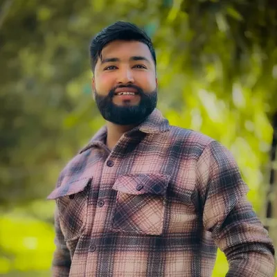 Govind Sangral profile