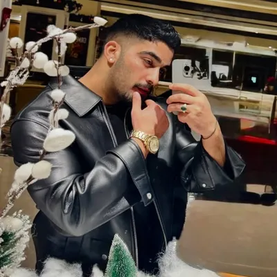 گوہر• profile