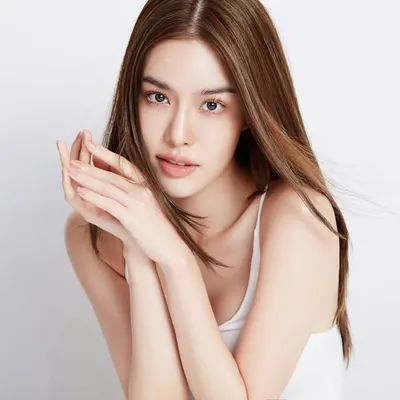 GRACE KK profile