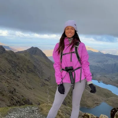 Grace Kelly - hiking | travel | adventure profile