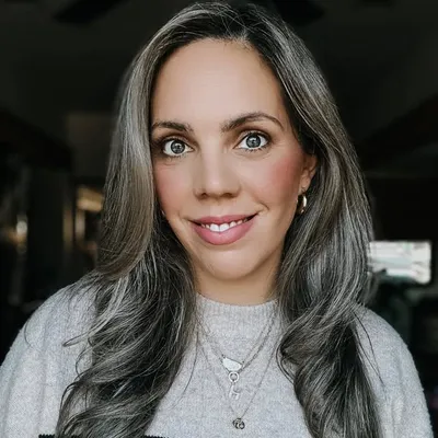 Hope | Motherhood + Marriage profile