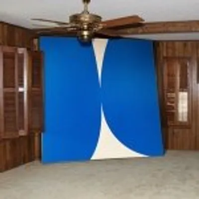 Great Art in Ugly Rooms profile