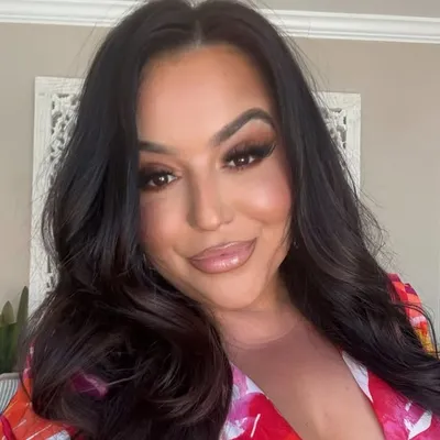 Makeup Artist & Hair Stylist profile