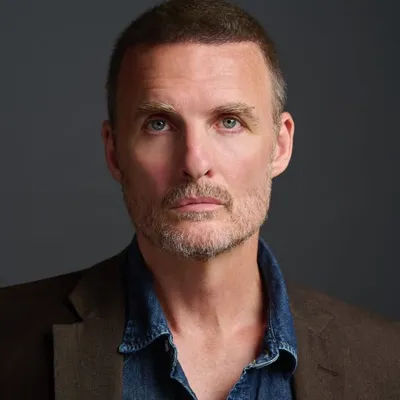 Greg Bryk profile