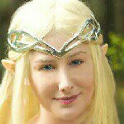 Grinningsun Cosplay profile
