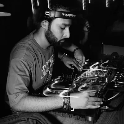 Hitesh Kumar profile