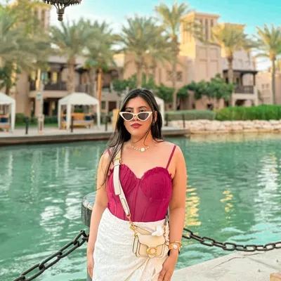 Isha Sharma🌻 profile