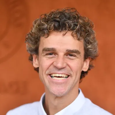 Gustavo Kuerten profile