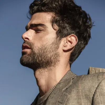 Guillermo Zulueta profile