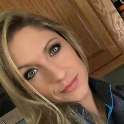 Jennifer Blake profile