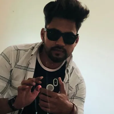 G U R profile