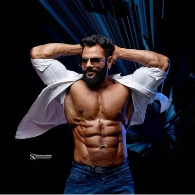 Satender Khari profile