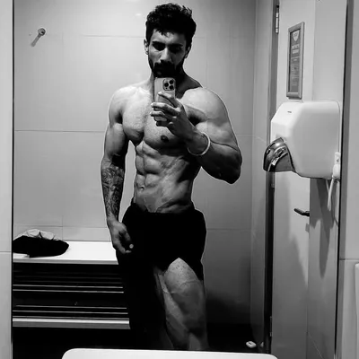 Gurmeet Chahal profile