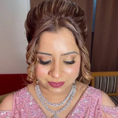 GURPREET KAUR | MAKEUP ARTIST profile