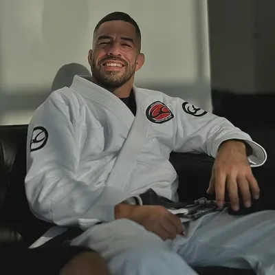 Guto Campos profile