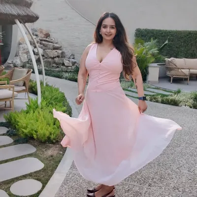 Annie Sharma | Lifestyle & Travel Creator profile