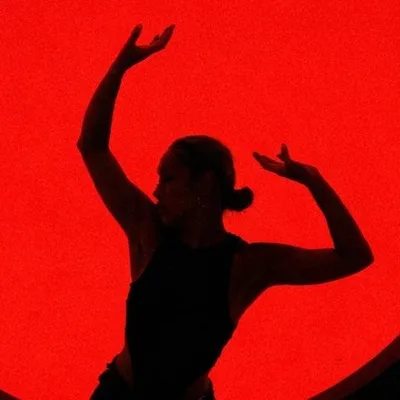HANNA VIEN • Dancer/Artist profile