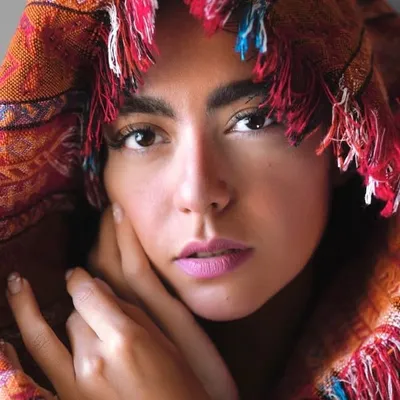 حدیث هستم 🌱 آموزشِ عکاسی✨ profile