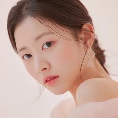 ๐ฐ๐ท MODEL แแ
ตแแ
ฉแแ
งแซ profile