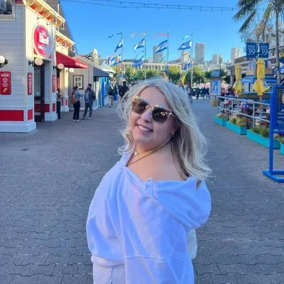 hailey ๐๐๐๐ profile