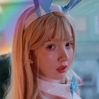 海倫 profile