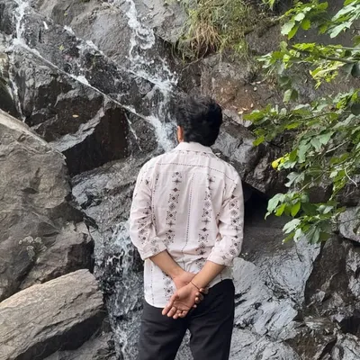 shivam kharediya profile