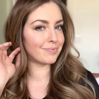 Amy Bee | GRAND JUNCTION BALAYAGE profile