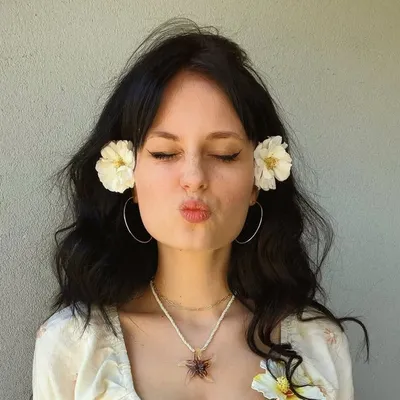Hayley Stewart profile
