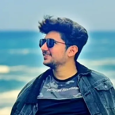 Hamza Nawab profile