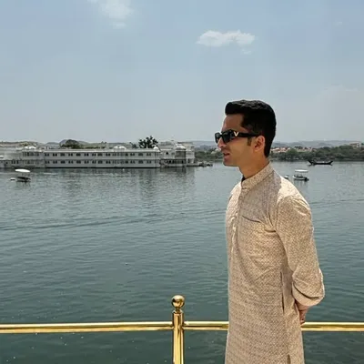 Hamza Mohammed Farooqui profile