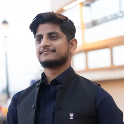 Mian Hamza Khurshied profile
