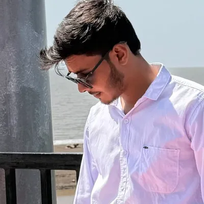 HAMZA KURESHI✨❤️ profile
