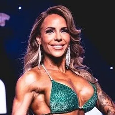Hana DeVore | Coach | IFBB Pro profile