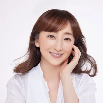 花總まりmarihanafusa profile
